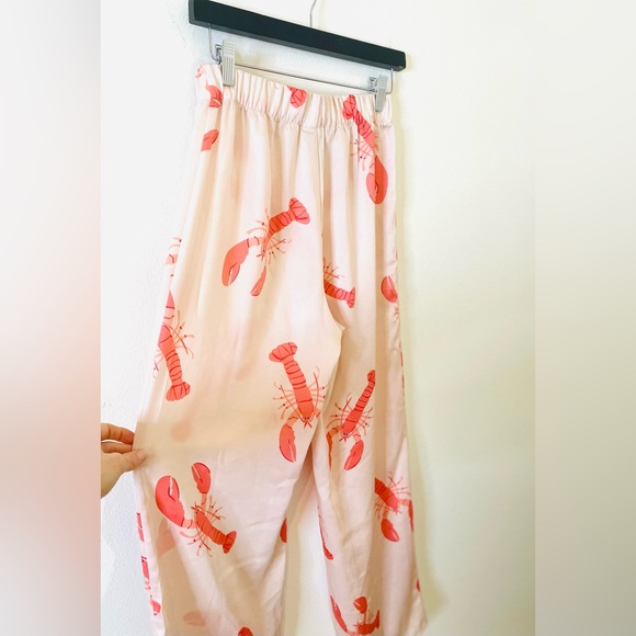 H&M Crawfish Pajama Set - Picture 4 of 6